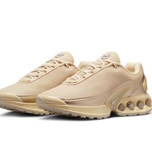 Women’s Air Max DN “ Fossil Team Gold “ sizes 6.5w, 7.5w, 8.5w & 9w DS OG ALL